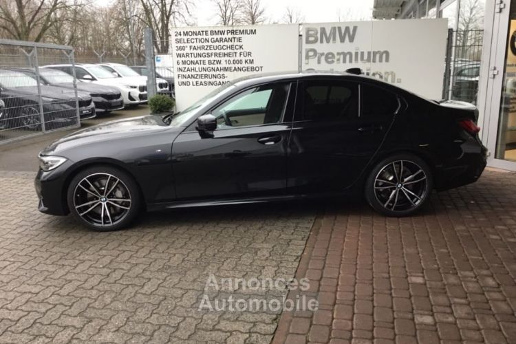 BMW Série 3 330 i Lim MSport AD Navi Soundsystem LED  - <small></small> 35.988 € <small>TTC</small> - #3