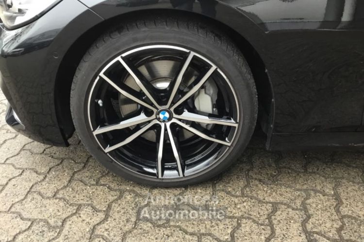 BMW Série 3 330 i Lim MSport AD Navi Soundsystem LED  - <small></small> 35.988 € <small>TTC</small> - #4