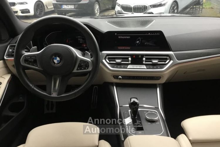 BMW Série 3 330 i Lim MSport AD Navi Soundsystem LED  - <small></small> 35.988 € <small>TTC</small> - #10