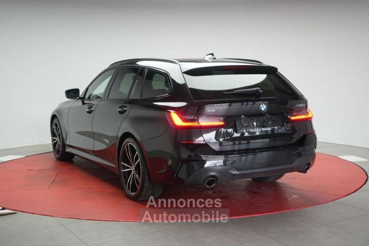 BMW Série 3 330d Touring xDrive M Sport Navi/ACC/Camera - <small></small> 42.990 € <small>TTC</small> - #4