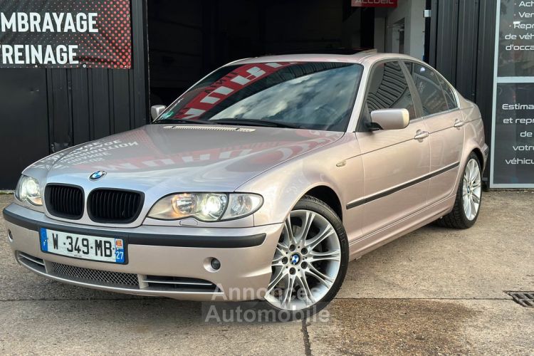 BMW Série 3 330i E46 PACK INDIVIDUAL 231CH 184443 KM TOIT OUVRANT, JANTES 18'', SIEGES SEMI CUIR CHAUFFANTS, GPS - <small></small> 7.999 € <small>TTC</small> - #1