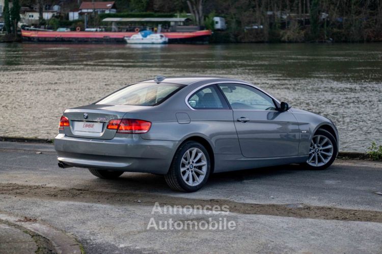 BMW Série 3 330i E92 3.0 272 ch - <small></small> 18.900 € <small>TTC</small> - #3