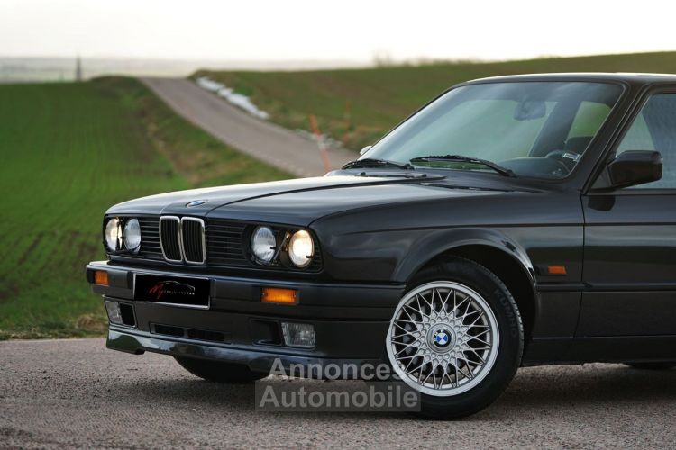 BMW Série 3 BMW E30 325i 2.5L M20B25 170ch - 59.900 kms - Carnet d'origine complet - Boite Manuelle - Toit Ouvrant - Sièges chauffants - <small></small> 55.990 € <small>TTC</small> - #5