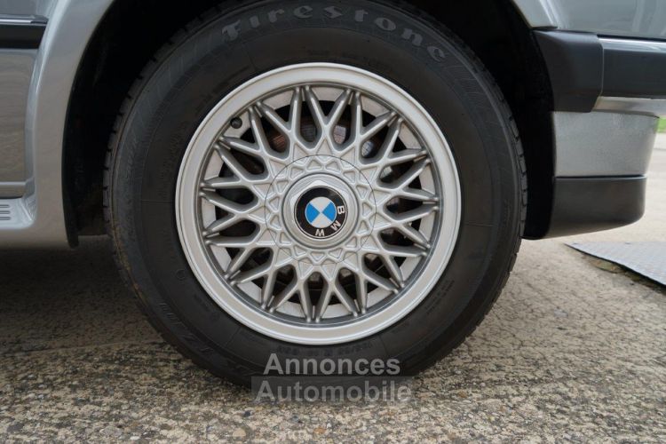 BMW Série 3 BMW Série 3 E30 325IX 170Ch BVA - GARANTIE 12 MOIS - Révision Faite Le 20/06/2024 - Parfait état - Check Control - Climatisation - Vitres + Rétroviseu - <small></small> 21.490 € <small>TTC</small> - #14