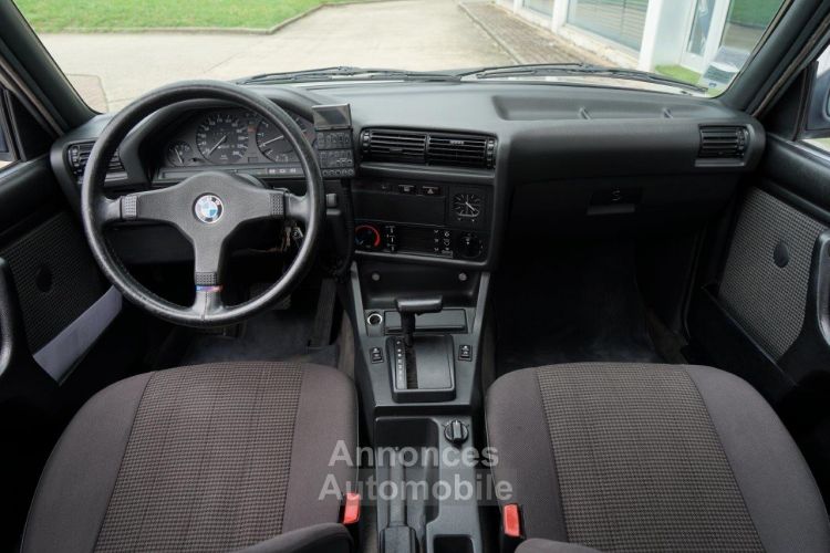 BMW Série 3 BMW Série 3 E30 325IX 170Ch BVA - GARANTIE 12 MOIS - Révision Faite Le 20/06/2024 - Parfait état - Check Control - Climatisation - Vitres + Rétroviseu - <small></small> 21.490 € <small>TTC</small> - #26