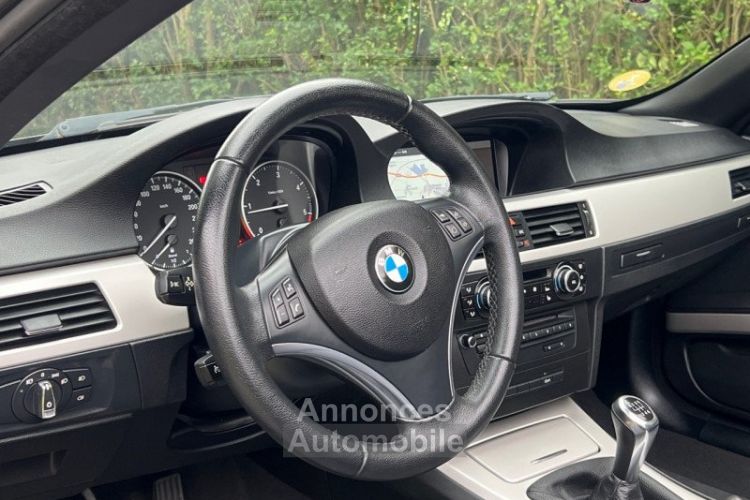 BMW Série 3 CABRIOLET (E93) 320D 163CH SPORT DESIGN GPS/ CUIR/ JANTES ALU - <small></small> 11.490 € <small>TTC</small> - #13