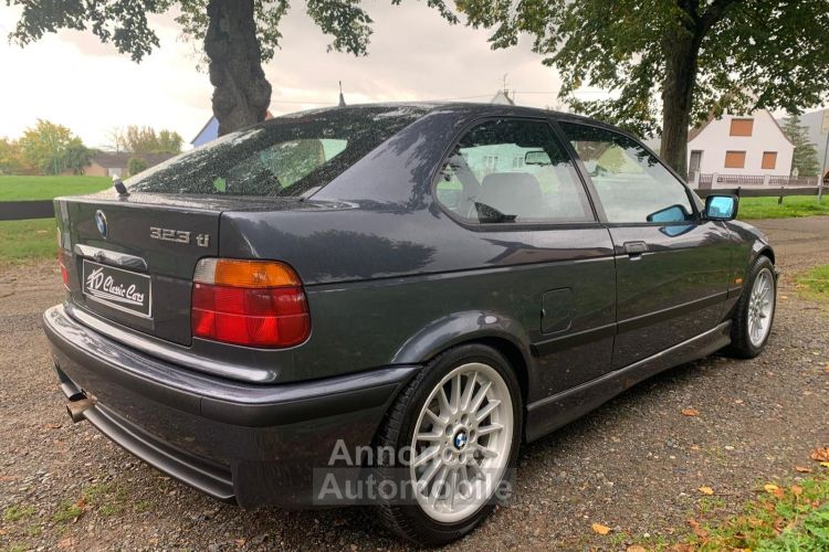 BMW Série 3 Compact 323 Ti / BOITE AUTO - <small></small> 9.900 € <small>TTC</small> - #15