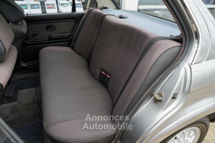 BMW Série 3 (E30) 325IX 170 ch - Origine France - Révisée + Distri. en 06/2024 - Parfait état - Check Control - Climatisation - Garantie 12 mois - <small></small> 21.490 € <small>TTC</small> - #24