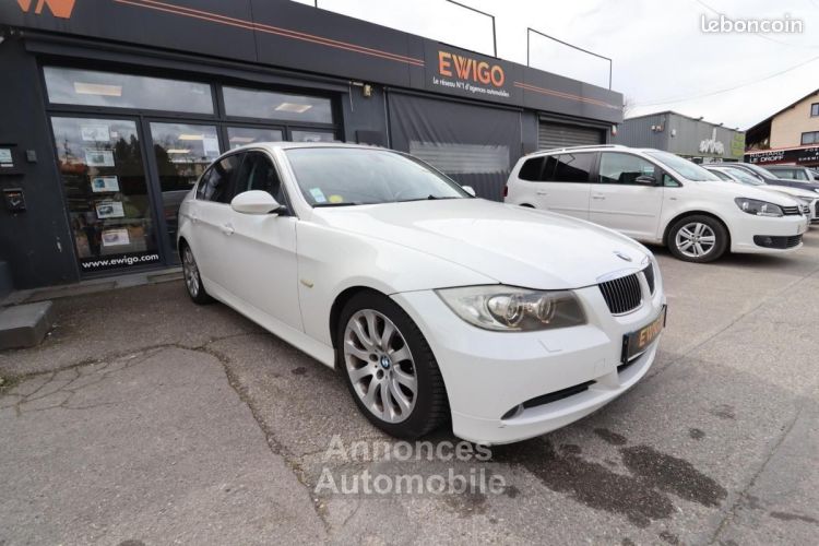 BMW Série 3 E90 2.5 325I 218 CH SPORT BVA6 + CARPLAY CAMERA DE RECUL TOIT OUVRANT - <small></small> 10.989 € <small>TTC</small> - #14