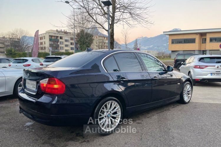 BMW Série 3 E90 330i 330xi 258ch Pack Sport BVA - <small></small> 10.990 € <small>TTC</small> - #4