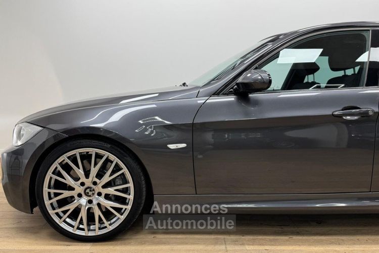 BMW Série 3 E90 335i 3.0 306 ch Sellerie Alcantara / Tissus BVM Française Fiabilisé - <small></small> 21.990 € <small>TTC</small> - #4