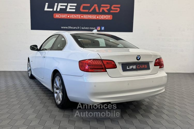 BMW Série 3 (E92) coupe 330dA 245ch Luxe harman kardon 2eme main entretien à jour - <small></small> 18.990 € <small>TTC</small> - #9