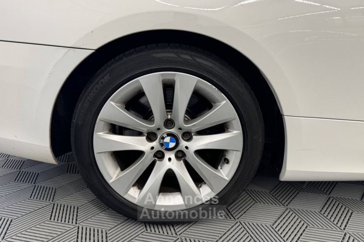 BMW Série 3 (E92) coupe 330dA 245ch Luxe harman kardon 2eme main entretien à jour - <small></small> 18.990 € <small>TTC</small> - #17