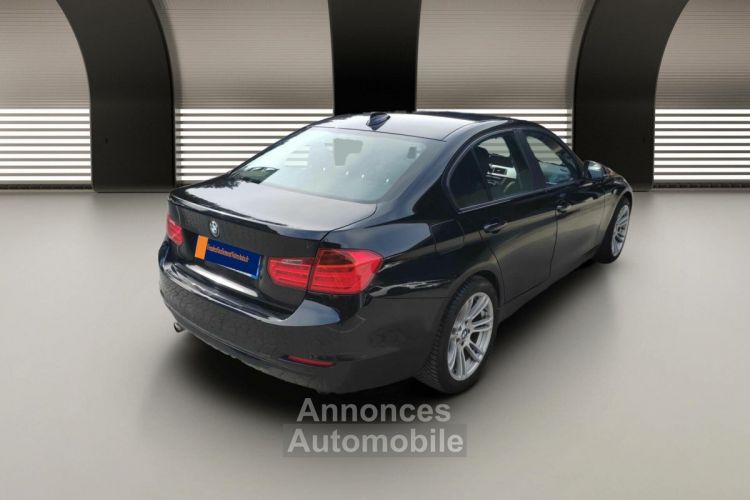 BMW Série 3 (F30) 318d  143ch Business - <small></small> 11.990 € <small>TTC</small> - #6