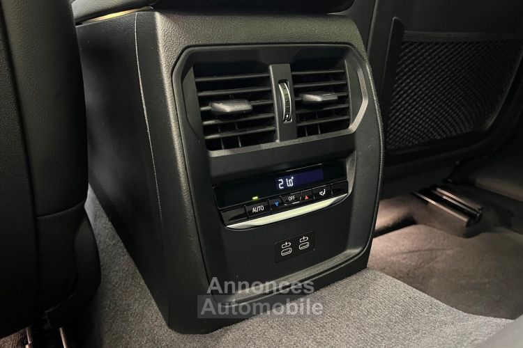 BMW Série 3 G20 330e 292 ch XDrive Sport Carplay / Tête Haute/ TO ACC Confort Caméra - <small></small> 36.990 € <small>TTC</small> - #15