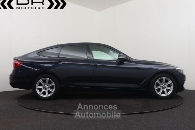 BMW Série 3 Gran Turismo 318 dA - NAVI LEDER LED 38.675km!!! - <small></small> 23.495 € <small>TTC</small> - #9