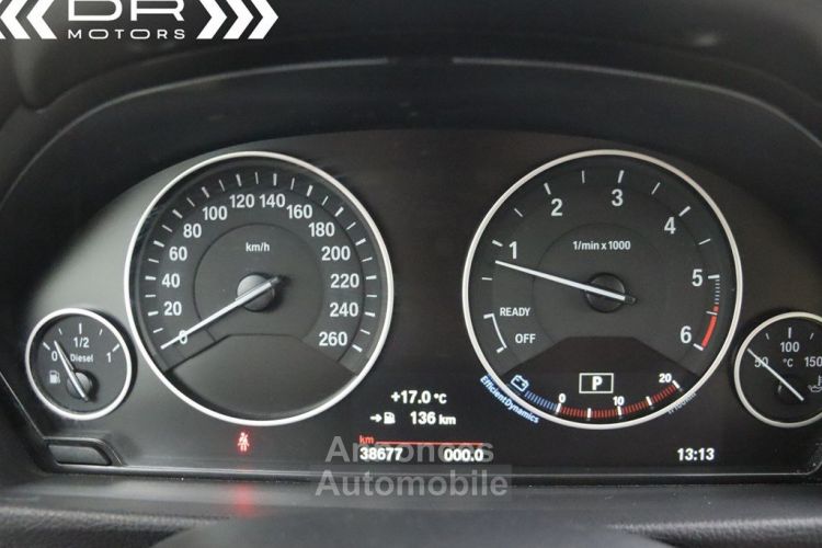 BMW Série 3 Gran Turismo 318 dA - NAVI LEDER LED 38.675km!!! - <small></small> 23.495 € <small>TTC</small> - #31