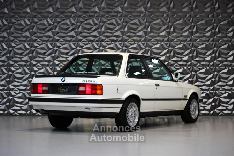 BMW Série 3 SERIE 318 is E30 136ch - <small></small> 19.990 € <small>TTC</small> - #5