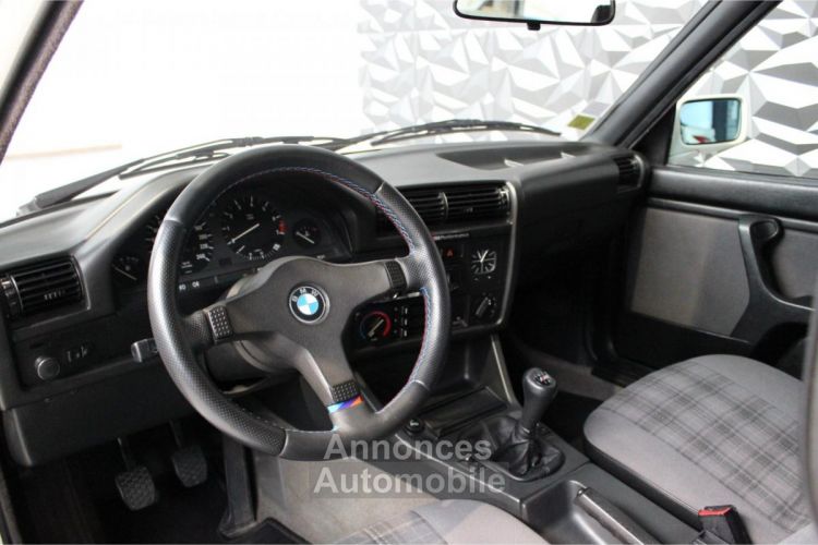 BMW Série 3 SERIE 318 is E30 136ch - <small></small> 19.990 € <small>TTC</small> - #10