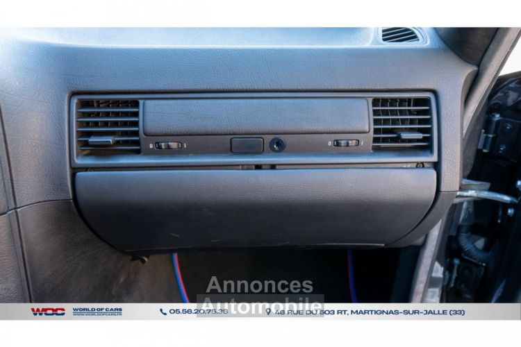 BMW Série 3 SERIE 318iS Coupé COUPE E36 318iS - <small></small> 22.900 € <small>TTC</small> - #33