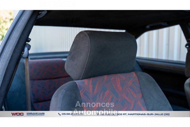 BMW Série 3 SERIE 318iS Coupé COUPE E36 318iS - <small></small> 22.900 € <small>TTC</small> - #53