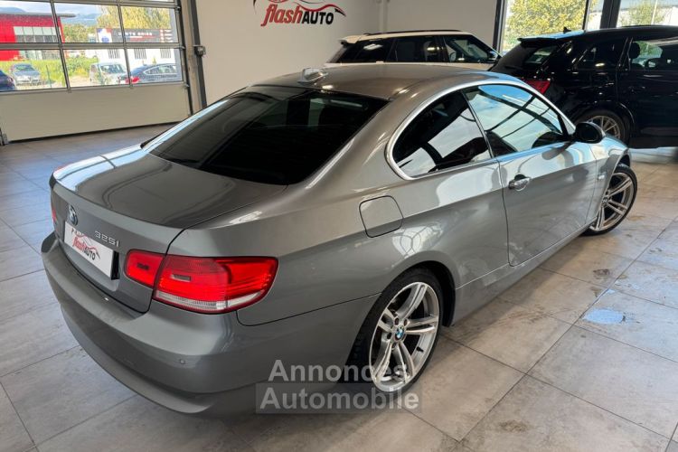 BMW Série 3 SERIE Coupé 325i 3.0 i 218cv-BVA-2010 - <small></small> 12.900 € <small>TTC</small> - #4