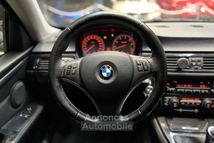 BMW Série 3 COUPE E92 320i CONFORT 170 cv - <small></small> 10.990 € <small>TTC</small> - #17