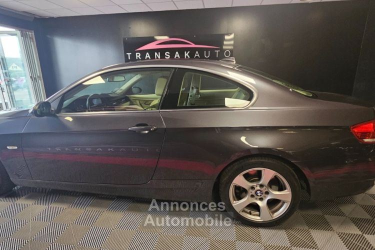 BMW Série 3 SERIE COUPE E92 325d 197ch Confort Steptronic A - <small></small> 16.490 € <small>TTC</small> - #2