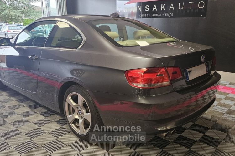 BMW Série 3 SERIE COUPE E92 325d 197ch Confort Steptronic A - <small></small> 16.490 € <small>TTC</small> - #3