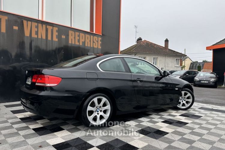 BMW Série 3 SERIE COUPE (E92) 325IA 218CH LUXE - <small></small> 9.990 € <small>TTC</small> - #9