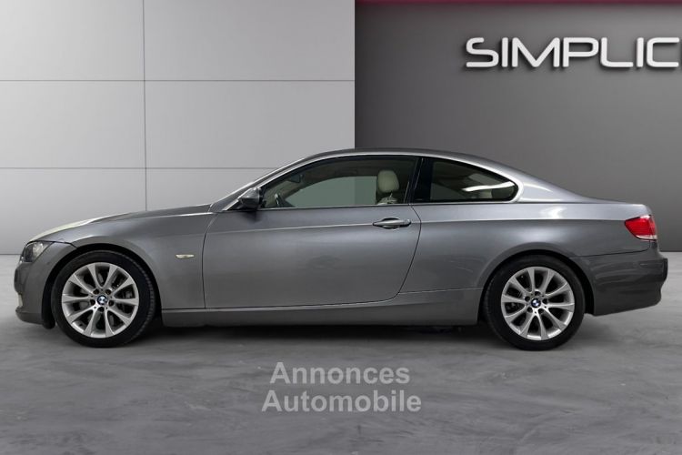 BMW Série 3 SERIE COUPE E92 335i 306ch Confort - <small></small> 15.490 € <small>TTC</small> - #19