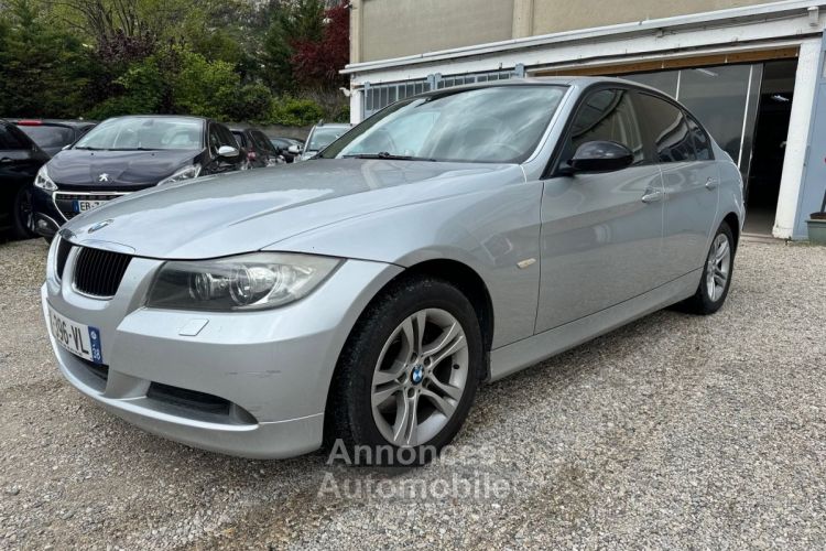 BMW Série 3 SERIE (E90) 318D 143CH CONFORT - <small></small> 6.999 € <small>TTC</small> - #1
