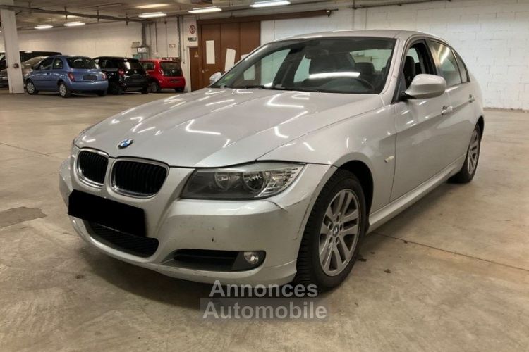 BMW Série 3 SERIE (E90) 318IA 143CH CONFORT - <small></small> 11.700 € <small>TTC</small> - #1