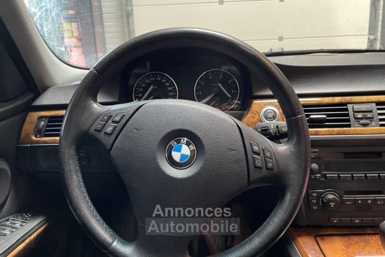 BMW Série 3 SERIE E90 325i 218ch - <small></small> 9.990 € <small>TTC</small> - #14