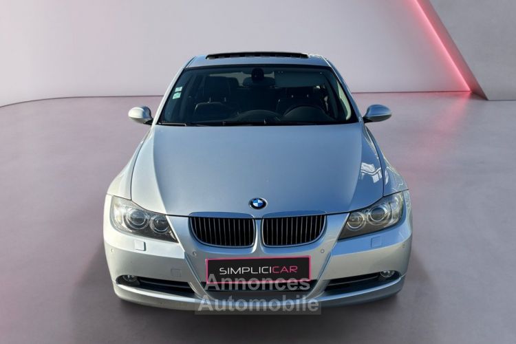 BMW Série 3 SERIE E90 330d 231ch PACK LUXE *GARANTIE 12 MOIS* TOIT OUVRANT / SIEGES CUIR CHAUFFANTS / DEMARRAGE ET ENTREE SANS CLE - <small></small> 13.490 € <small>TTC</small> - #8