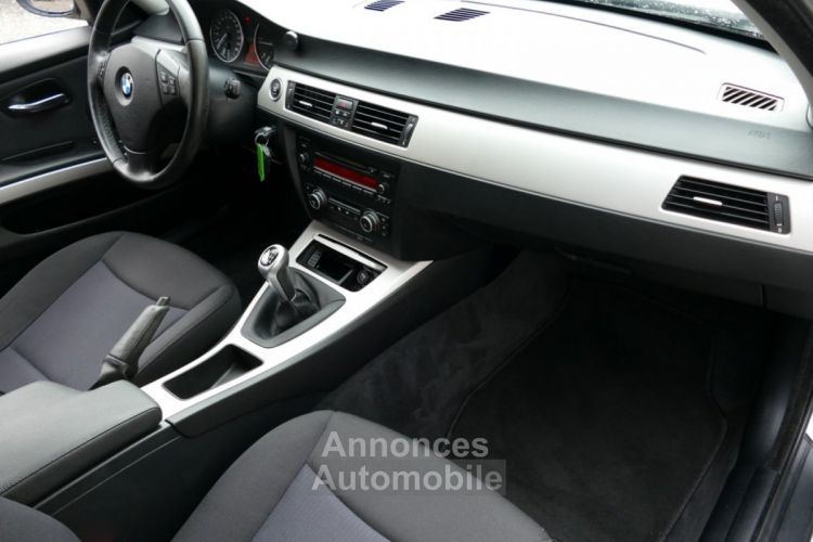 BMW Série 3 SERIE E90 LCI 316d 115 ch Edition Confort - <small></small> 8.990 € <small>TTC</small> - #17