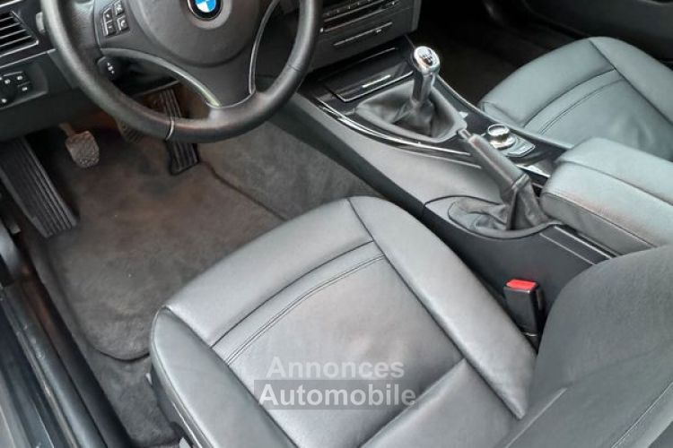 BMW Série 3 SERIE E92 Coupe 320D 177 LUXE BVM6 04-2008 Seconde main Origine Francaise 144960kms Suivi complet disponible - <small></small> 11.880 € <small>TTC</small> - #4