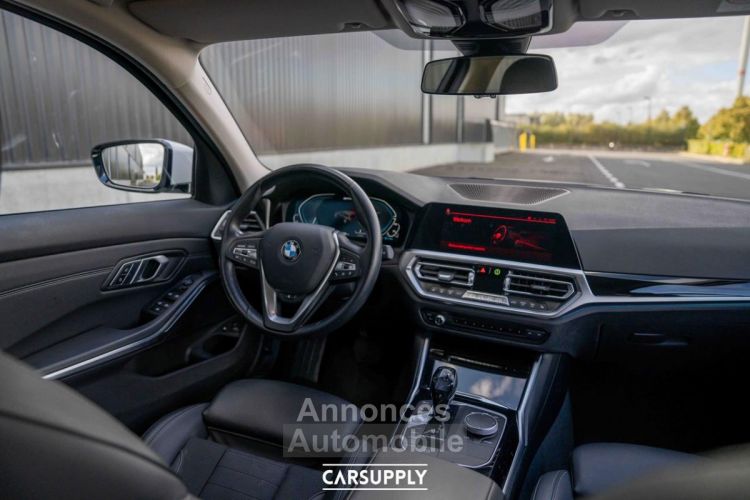 BMW Série 3 Touring  330 e Hybrid - Trekhaak - Sportline - 19 - <small></small> 34.495 € <small>TTC</small> - #15