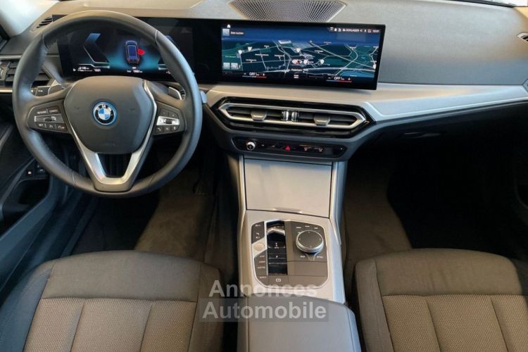 BMW Série 3 Touring  SERIE G21 330e 292 ch BVA8 Lounge - <small></small> 37.990 € <small>TTC</small> - #4