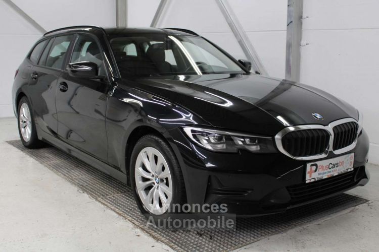 BMW Série 3 Touring 318 318i ~ Navi Led PDC Leder Top Deal - <small></small> 27.990 € <small>TTC</small> - #1