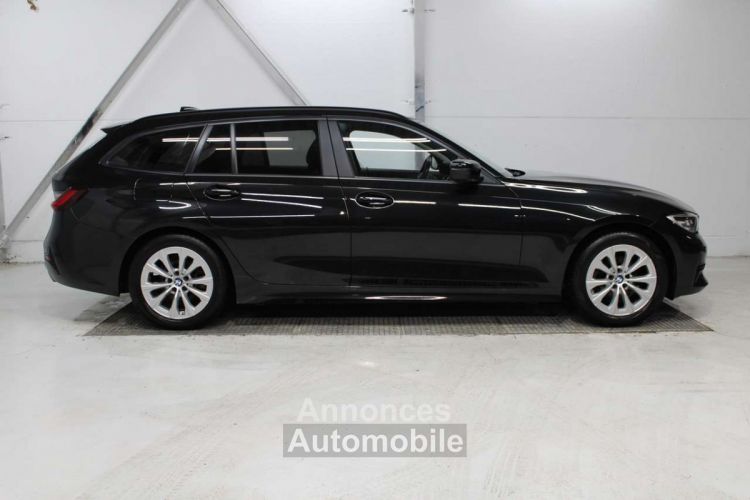 BMW Série 3 Touring 318 318i ~ Navi Led PDC Leder Top Deal - <small></small> 27.990 € <small>TTC</small> - #3