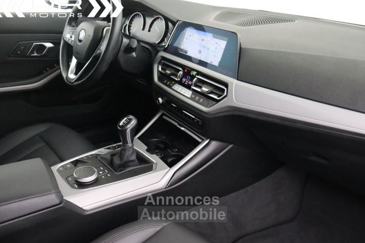 BMW Série 3 Touring 318 d ADVANTAGE - LED NAVI LEDER - <small></small> 21.495 € <small>TTC</small> - #15