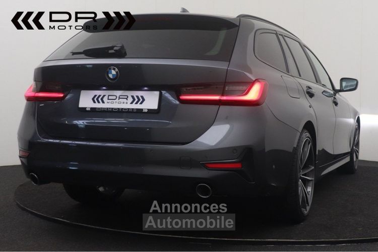 BMW Série 3 Touring 318 d ADVANTAGE - LED NAVI LEDER DAB - <small></small> 23.995 € <small>TTC</small> - #2