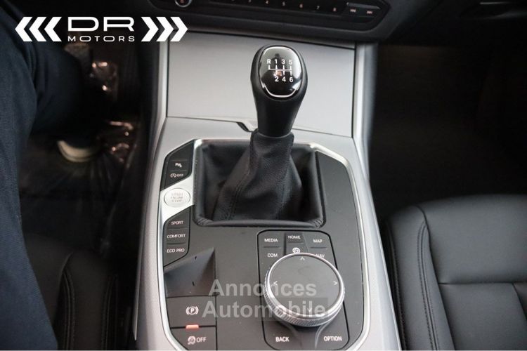 BMW Série 3 Touring 318 d ADVANTAGE - LED NAVI LEDER DAB - <small></small> 23.995 € <small>TTC</small> - #27