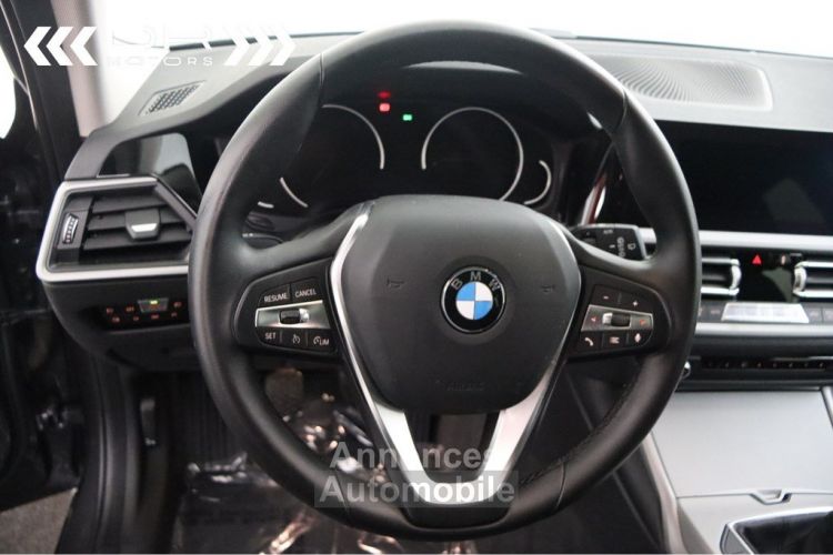 BMW Série 3 Touring 318 d ADVANTAGE - LED NAVI LEDER DAB - <small></small> 23.995 € <small>TTC</small> - #31