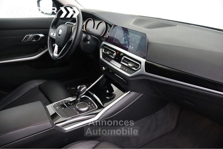 BMW Série 3 Touring 318 dA ADVANTAGE - LED NAVI COMFORT ACCES DAB -27.341km!!! - <small></small> 27.995 € <small>TTC</small> - #15