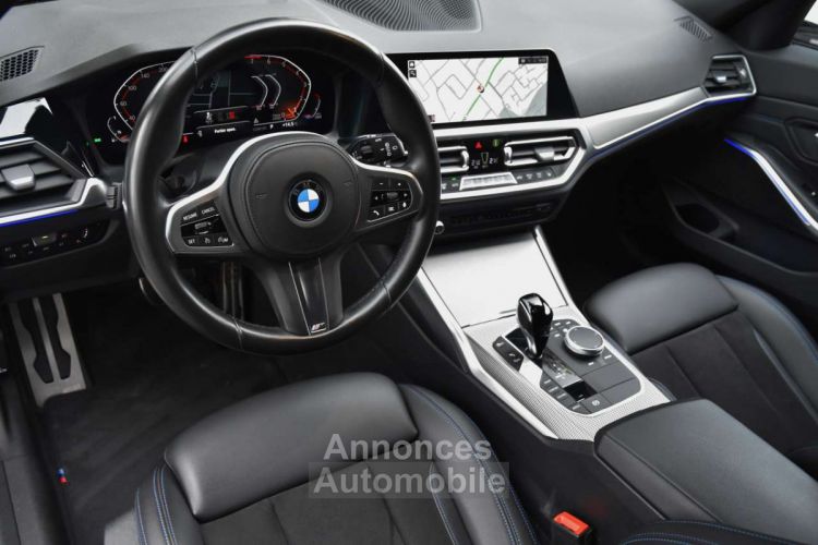 BMW Série 3 Touring 318 i AUT. M PACK - <small></small> 32.950 € <small>TTC</small> - #4