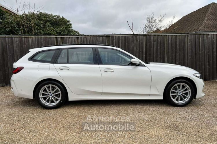 BMW Série 3 Touring 318 iA NETTO: 26.438 EURO - <small></small> 31.990 € <small>TTC</small> - #6