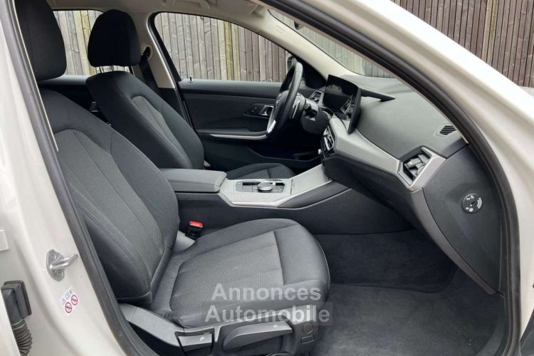 BMW Série 3 Touring 318 iA NETTO: 26.438 EURO - <small></small> 31.990 € <small>TTC</small> - #9