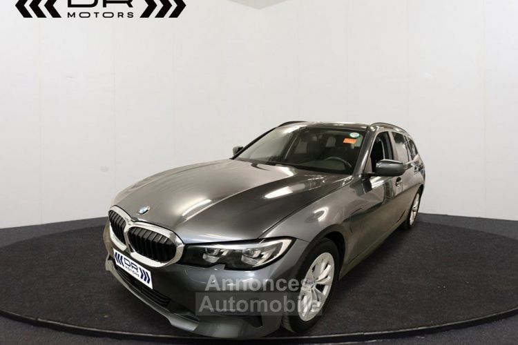 BMW Série 3 Touring 330 e ADVANTAGE - NAVI KEYLESS ENTRY PANODAK DAB HIFI - <small></small> 27.995 € <small>TTC</small> - #1